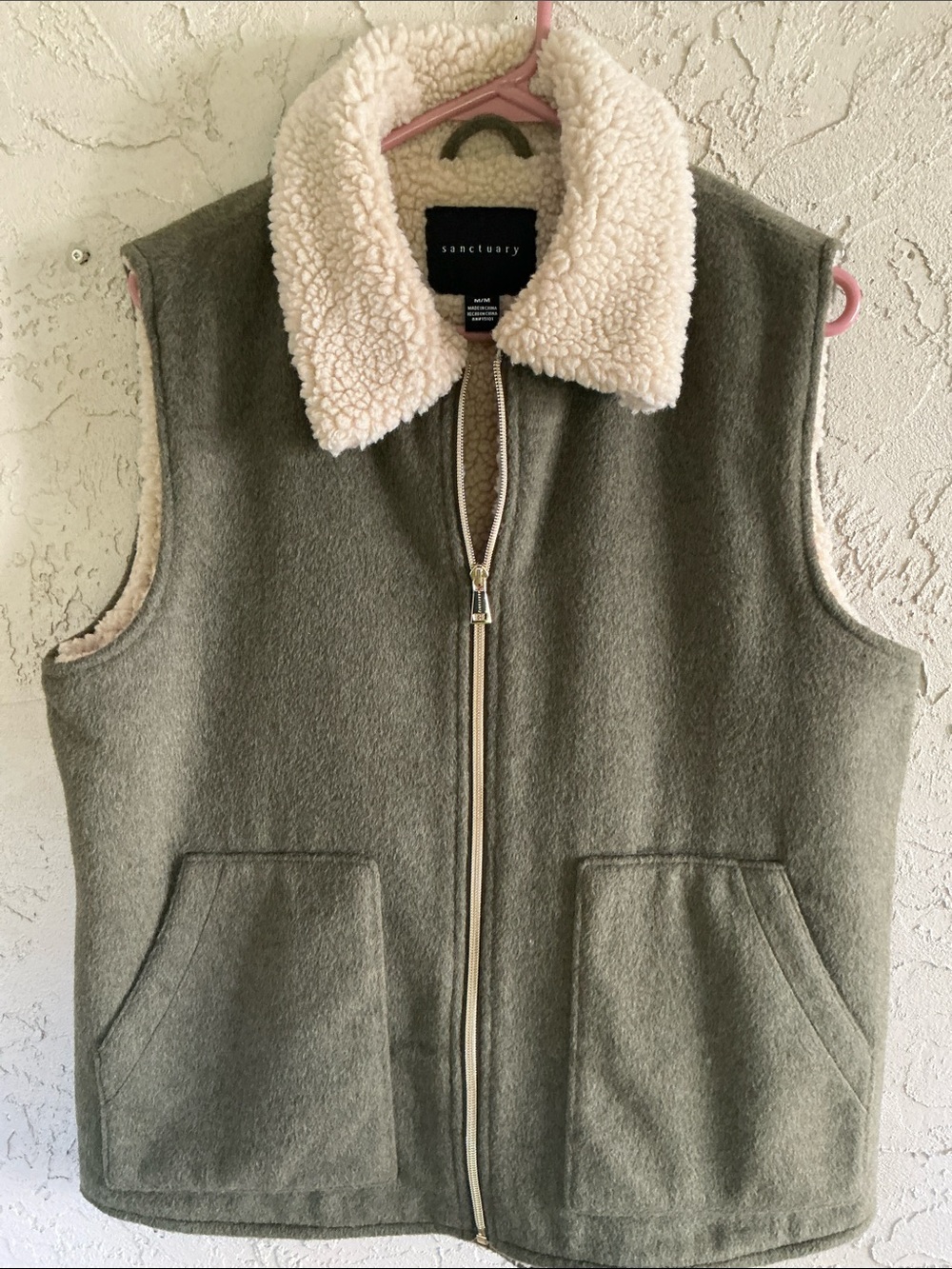 Sanctuary Women’s  Sherpa Lined Vest Size M Olive Green Pockets